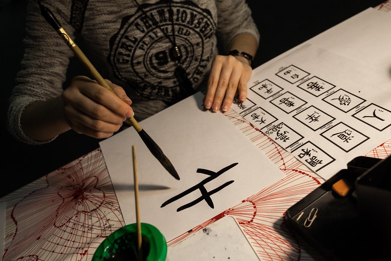 五月教师钢笔字比赛，传承技艺，展现风采风采
